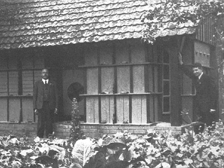 1930